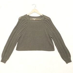 American Eagle Knit Sweater with Crochet Sleeves Green Size M